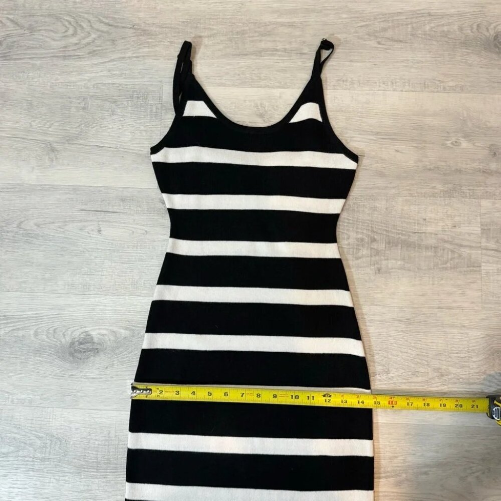 Revamped Wide Striped Black and White Fitted Midi Dress - Picture 11 of 15